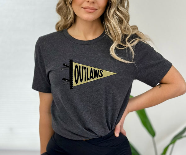 Outlaws Tee 🖤